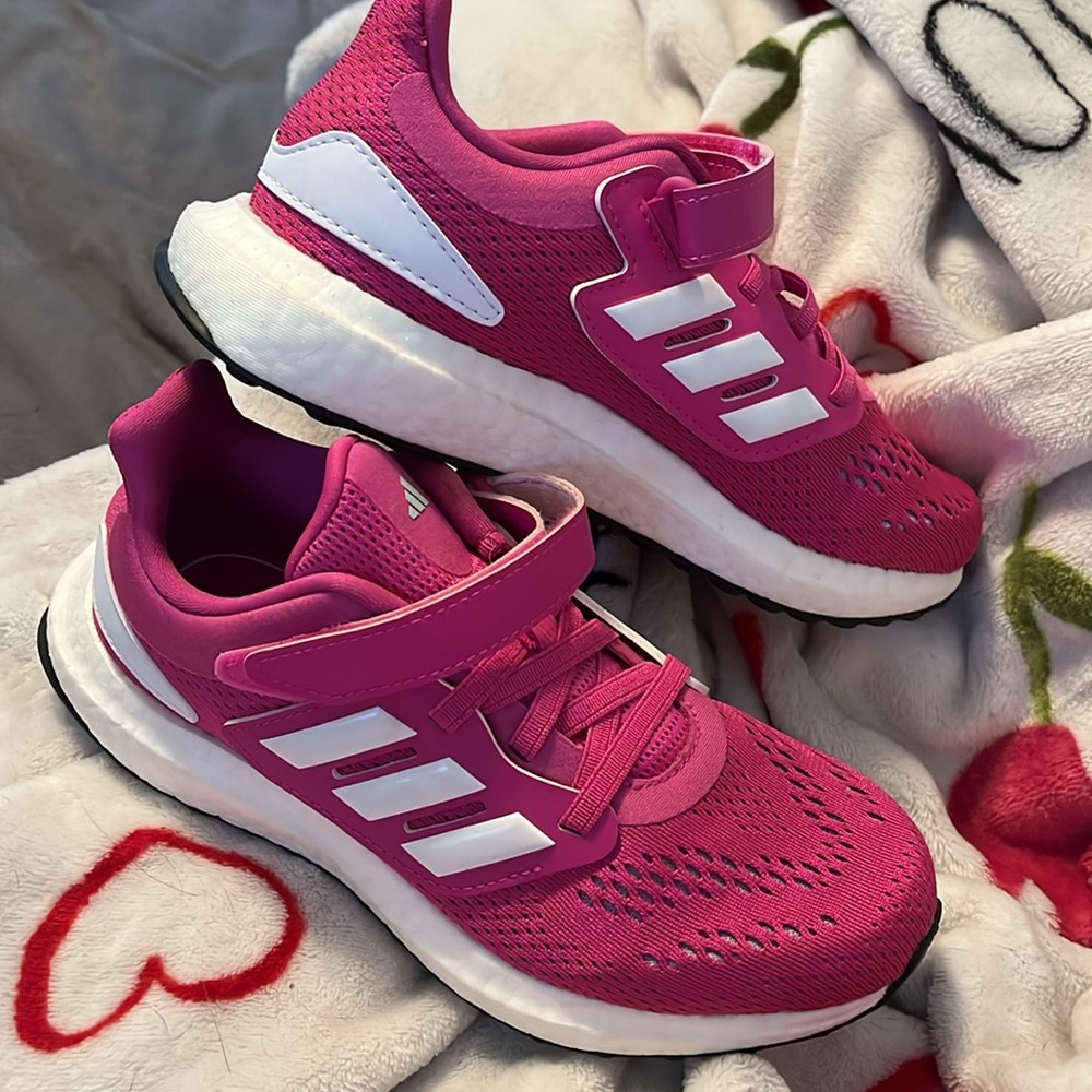 Little girls adidas*sold on mercari*